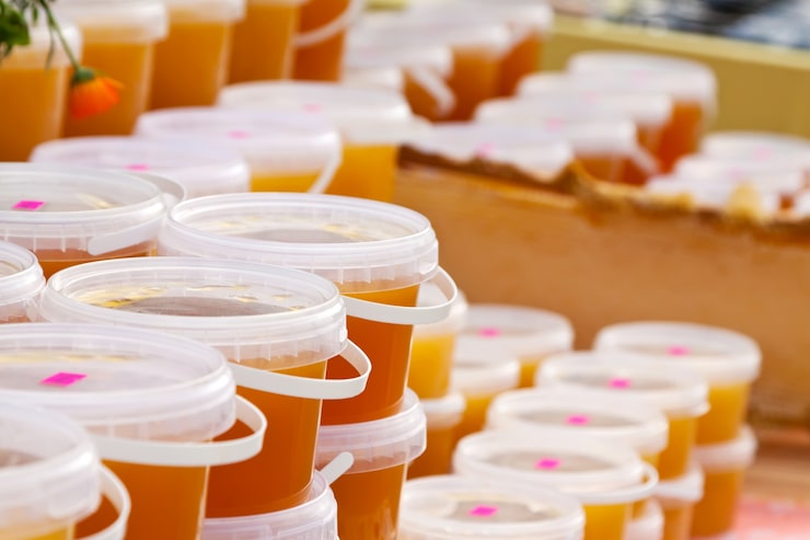 11 Effective Product Sampling Strategies to Boost Spa Sales